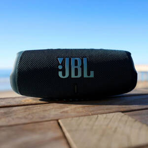 اسپیکر بلوتوثی قابل حمل JBL Charge 5