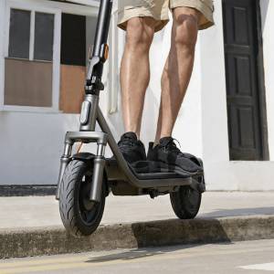 اسکوتر برقی شیائومی مدل Xiaomi Electric Scooter 6 Lite