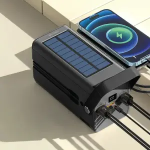 پاوربانک خورشیدی 100000 میلی آمپر گرین لاین مدل Green Lion Solar X 100000mah